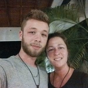 Meet your Posher, Karine